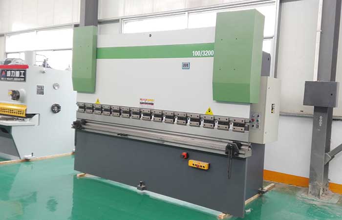 WC67Y-200T/3200液壓折彎?rùn)C(jī),200噸3米2液壓數(shù)控折彎?rùn)C(jī) WC67Y-200T/3200液壓折彎?rùn)C(jī),200噸3米2液壓數(shù)控折彎?rùn)C(jī)